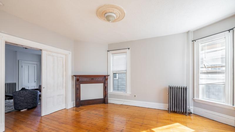 Photo of "#1643-B: Queen Bedroom B" home