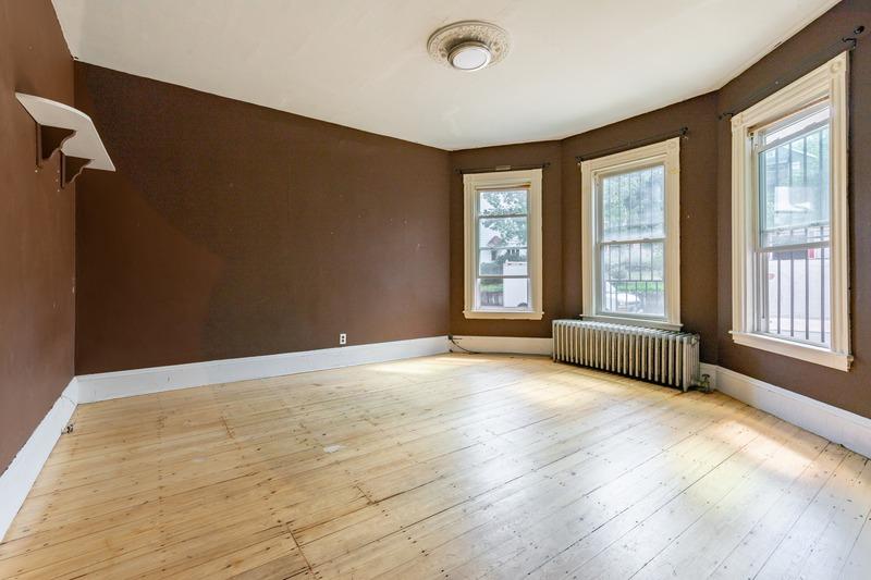 Photo of "#1037-A: Queen Bedroom A" home