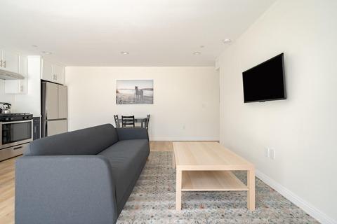 Photo of "#1394-B: Queen Bedroom B" home