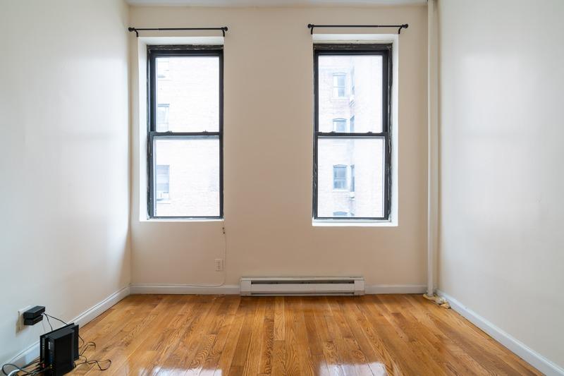 Photo of "#1389-B: Full Bedroom B" home