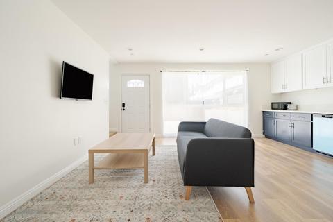 Photo of "#1394-B: Queen Bedroom B" home