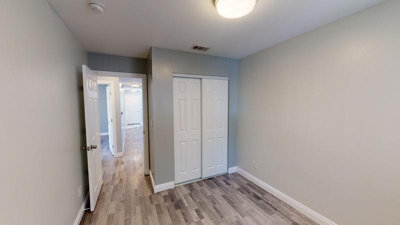 Photo of "#874-E: Queen Bedroom E" home